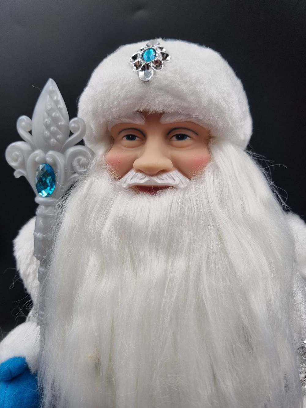 Дед Мороз 40см музыкальный в синей шубе ST44A