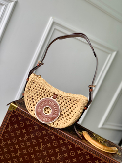 Louis Vuitton Croissant MM Bag