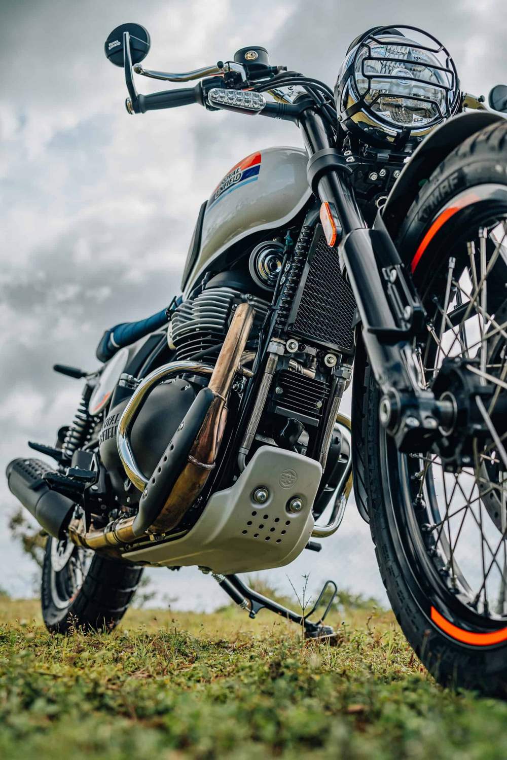 Алюминиевая защита картера Royal Enfield, серебристого цвета, арт. 1990552