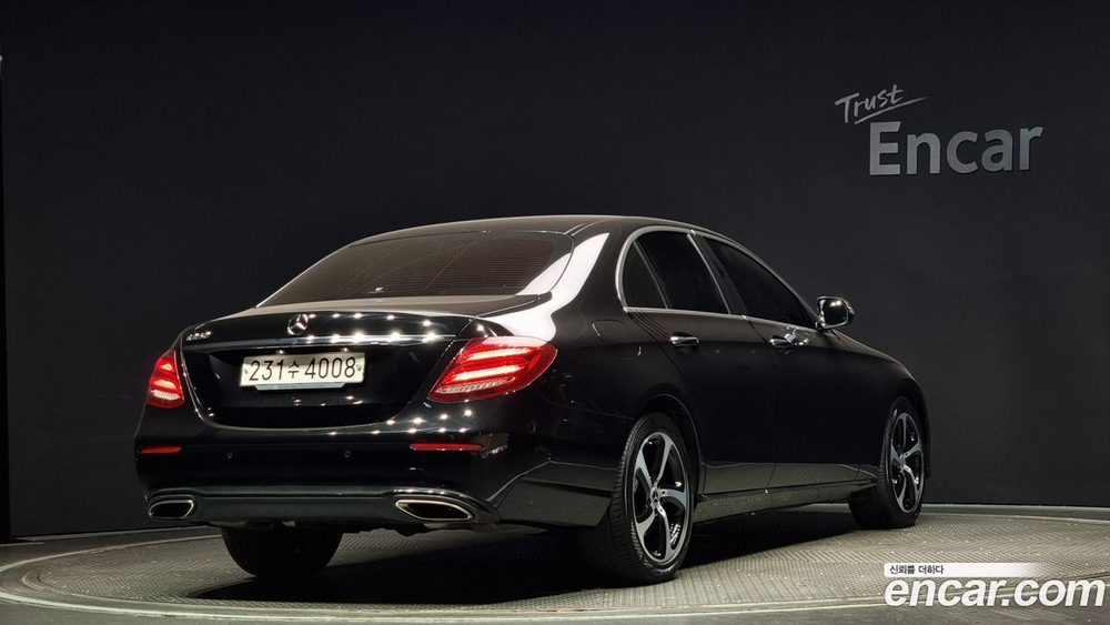 Mercedes-Benz E-Class W213 E250 Avangarde (12.2019)