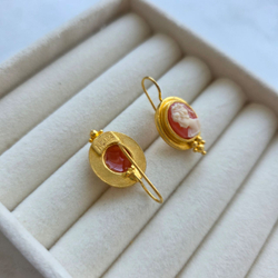 Серьги Linda Levinson камеи