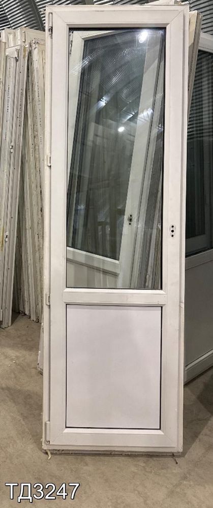 Дверь балконная пластиковая Б/У 2090(в) x 660(ш)
