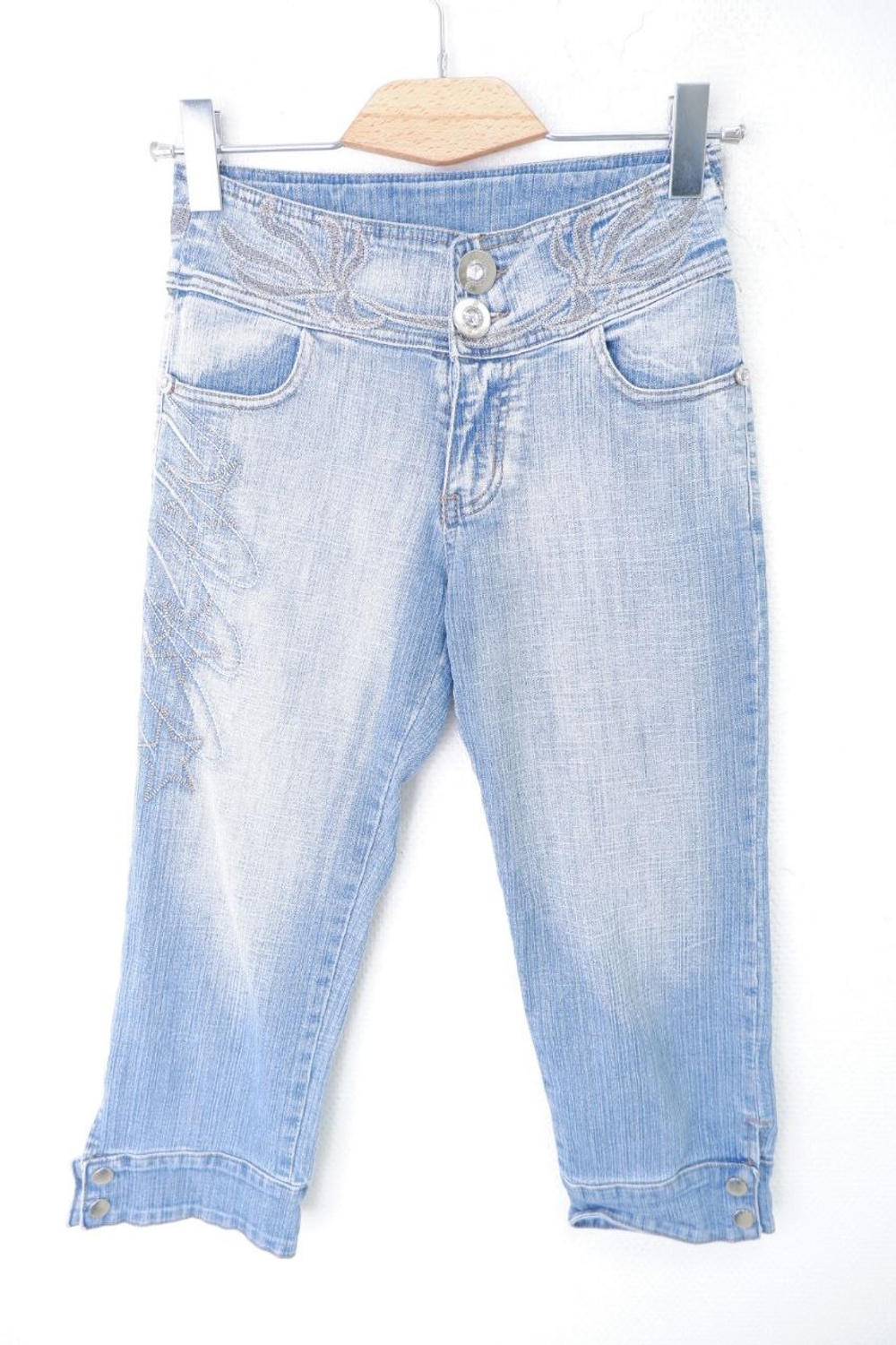 Бриджи голубые джинсовые 44 размер