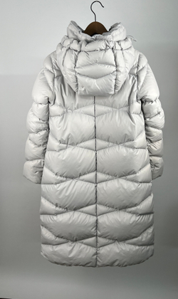 Пуховик Helly Hansen