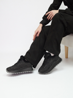 Кроссовки женские зимние