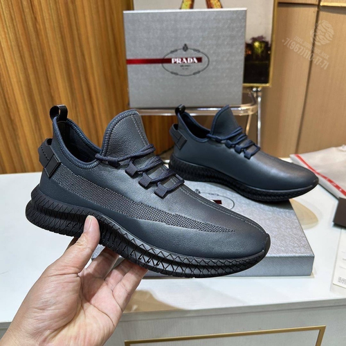 Кроссовки Prada