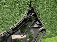 Кронштейн бампера LH Mercedes GLS x167 (19-24) AMG