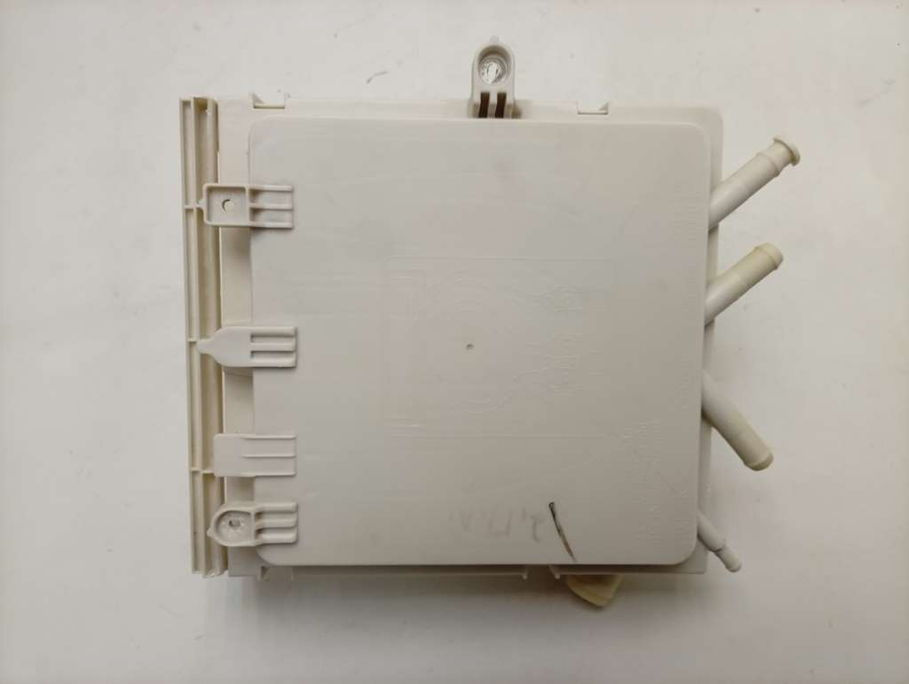 WF8500NMW/YLP кт25 Корпус дозатора для стиральных машин Samsung DC61-02104A б/у