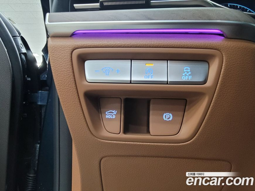 Genesis G80 (RG3) Бензин 2.5 Turbo 2WD (06.2023)