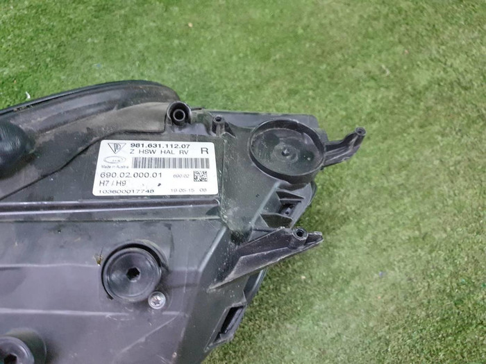 Фара правая Porsche Boxster 981 (2012-2016) ксенон