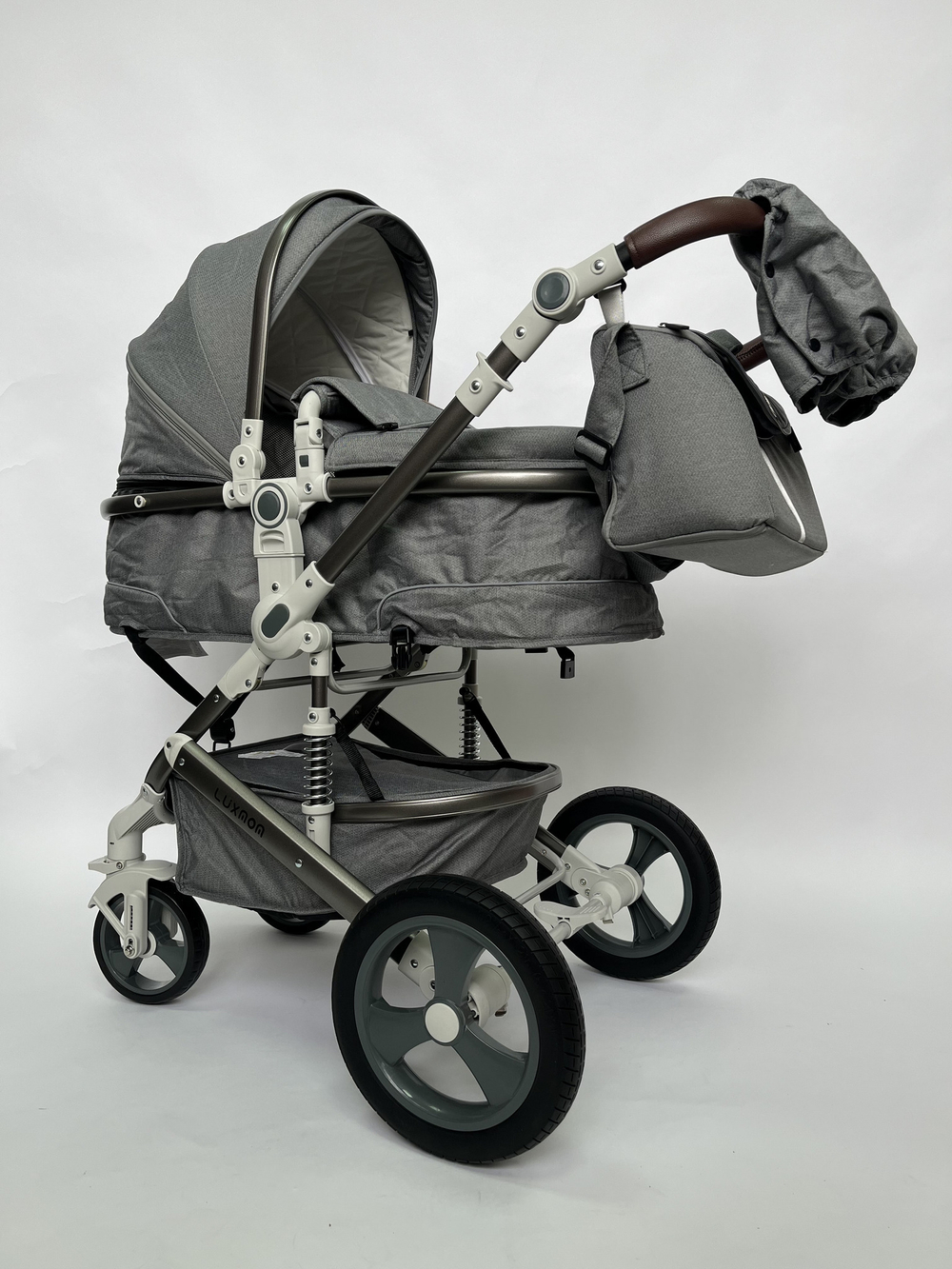 Коляска-трансформер с сумкой 2 в 1 Luxmom 518-SW