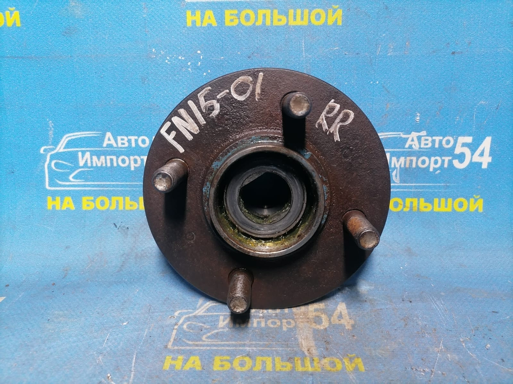 Ступица задняя правая NISSAN PULSAR 1997