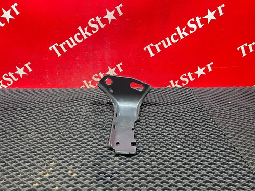 Кронштейн тормозных трубок