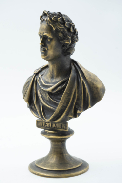 Петра I. Бюст императора. Россия, Санкт-Петербург.  Бронза фабрика Ф Шопенъ. Модель 1868г. Реплика.