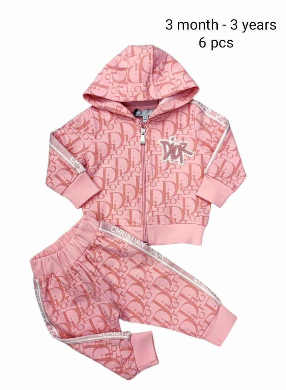Костюм Dior