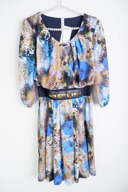 Платье с ярким принтом, визуально 44 размер