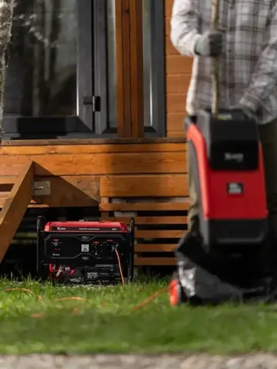 Генератор бензиновый MTX RS-4000E, 3.3 кВт мощность и 208 см3 объем двигателя, 15 л объем топливного бака, электростартер и блок AVR, 2 розетки и датчик уровня масла, 946125