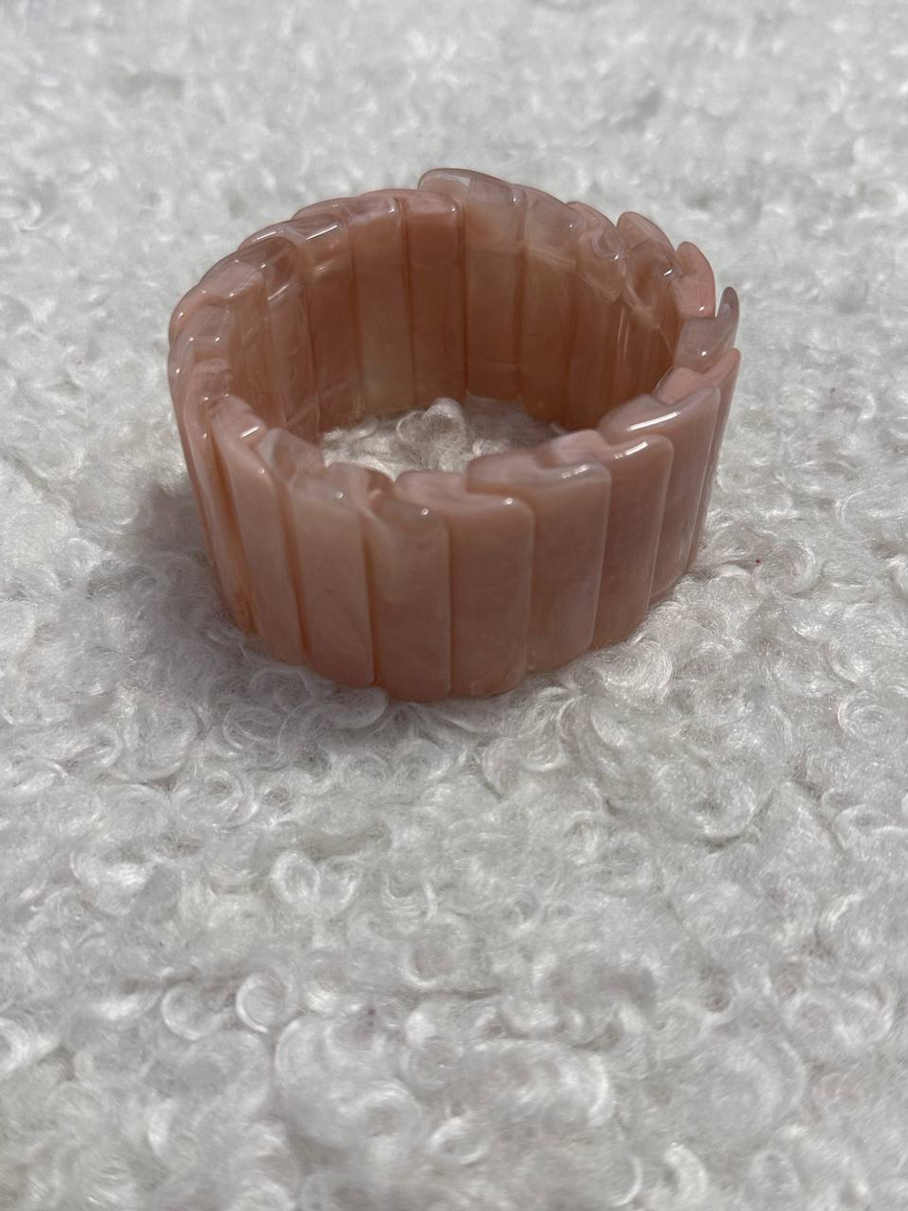 Браслет из пластин розовый