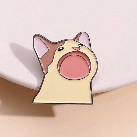 Значок металлический Поп кот, р-р 3х2,7см