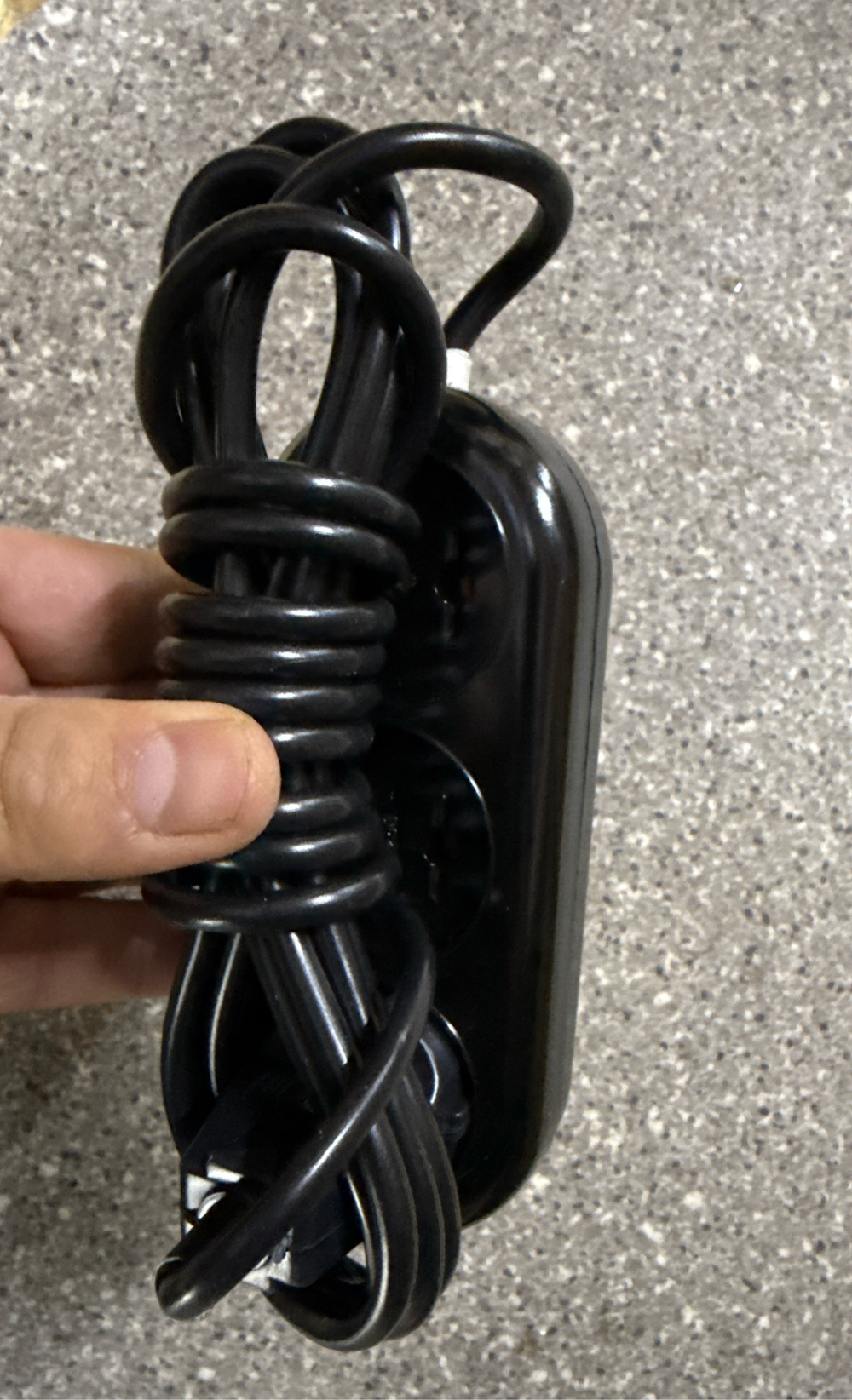 Удлинитель черный 3 м