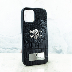Дорогой чехол iPhone категории Lux: Crossbones Skull Череп - натуральная кожа крокодила, ювелирный сплав Euphoria HM