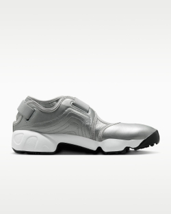 NIKE Кроссовки-балетки Nike Air Rift, серебристый