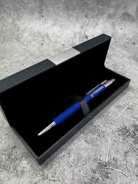 Ручка с надписью подарочная