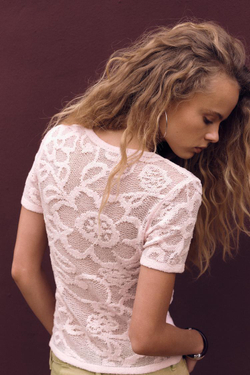 ZARA ТРИКОТАЖНЫЙ ТОП С РЕЛЬЕФНЫМ ЦВЕТОЧНЫМ УЗОРОМ, СВЕТЛО-РОЗОВЫЙ