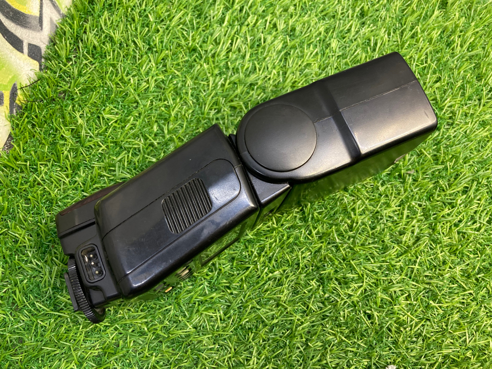 Canon Speedlite 550EX