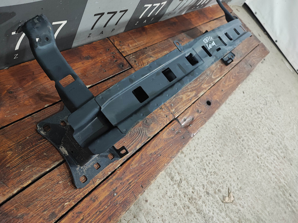 Усилитель переднего бампера Skoda Kodiaq 16-нв Б/У Оригинал 565807109G