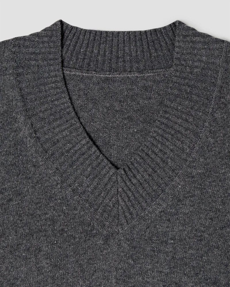 Свободный джемпер из шерсти серый