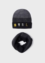 шапка с шарфом