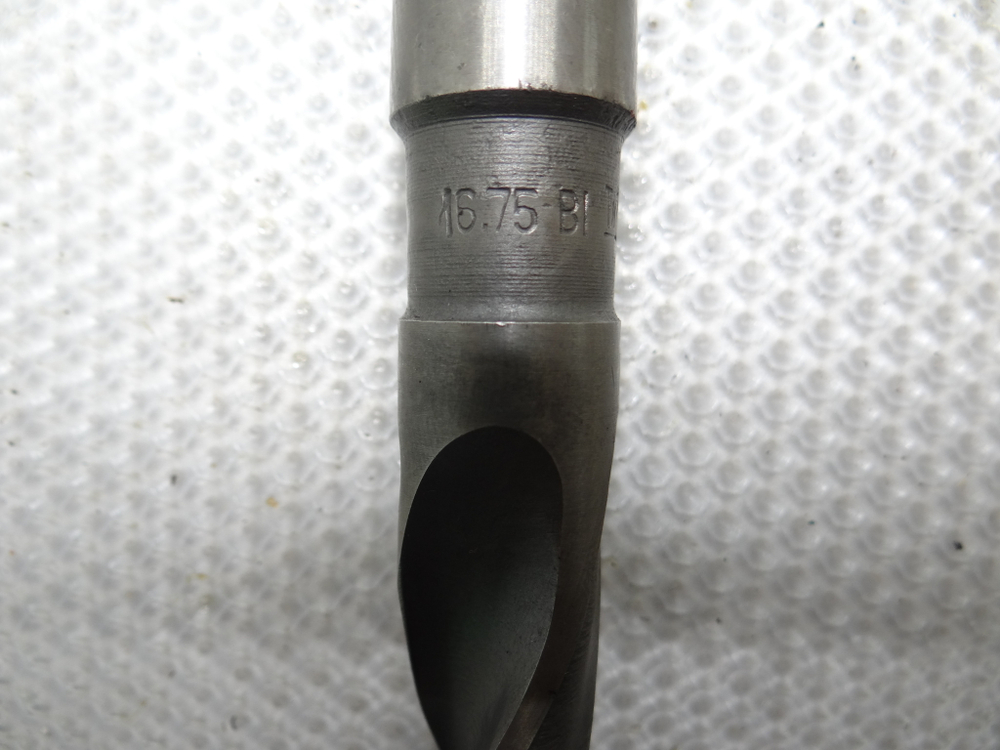 Сверло 16.75мм (110х220) Р6АМ5 к\х К/М2 СССР