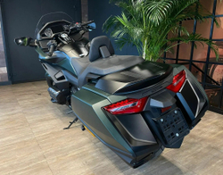 Honda GL 1800 Gold Wing, 2024 (Green Denim)