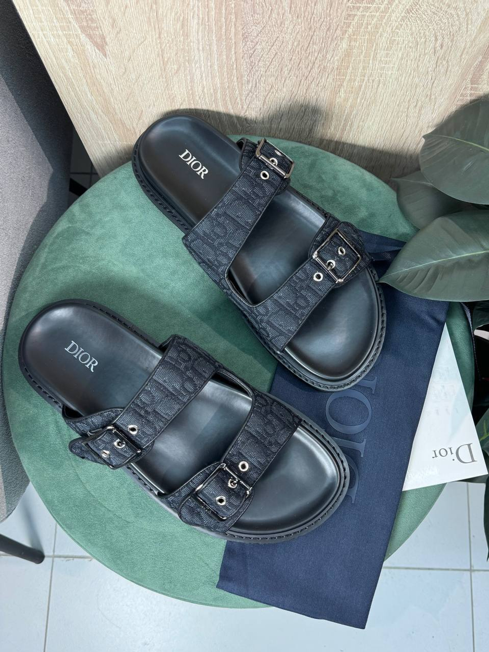 Шлепанцы Christian Dior