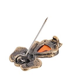 AM-2390 Брошь «Слоник» (латунь, янтарь)
