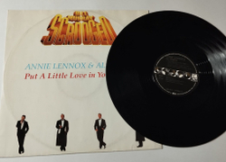 Винтажная виниловая пластинка LP Annie Lennox and Al Green Put A Little Love In Your Heart Новая Рождественская Сказка (Germany 1988) Maxi Single