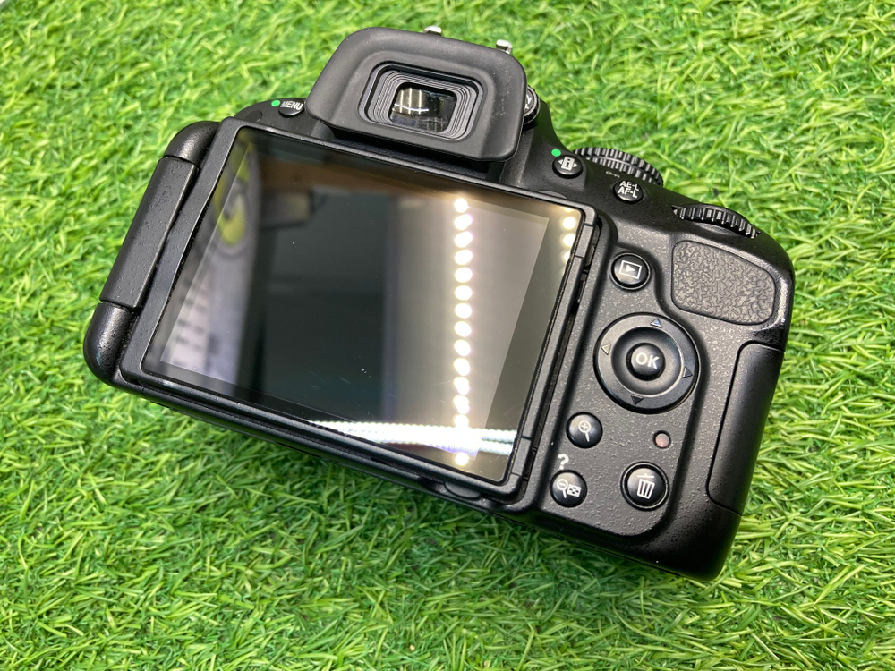 Nikon D5100 19.000 кадров