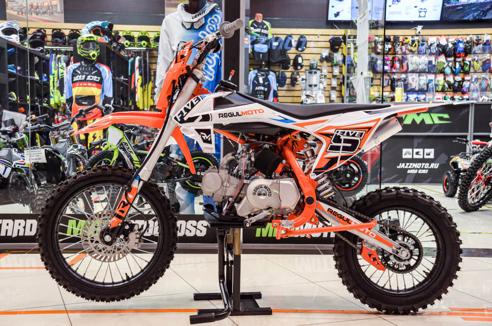 Питбайк Regulmoto FIVE YX125EA (полуавтомат) New 2020 (бело-оранжевый)