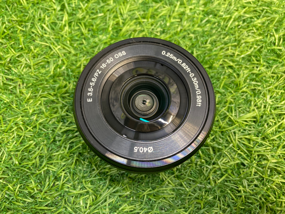 Sony 16-50mm 3.5-5.6 (SELP1650)