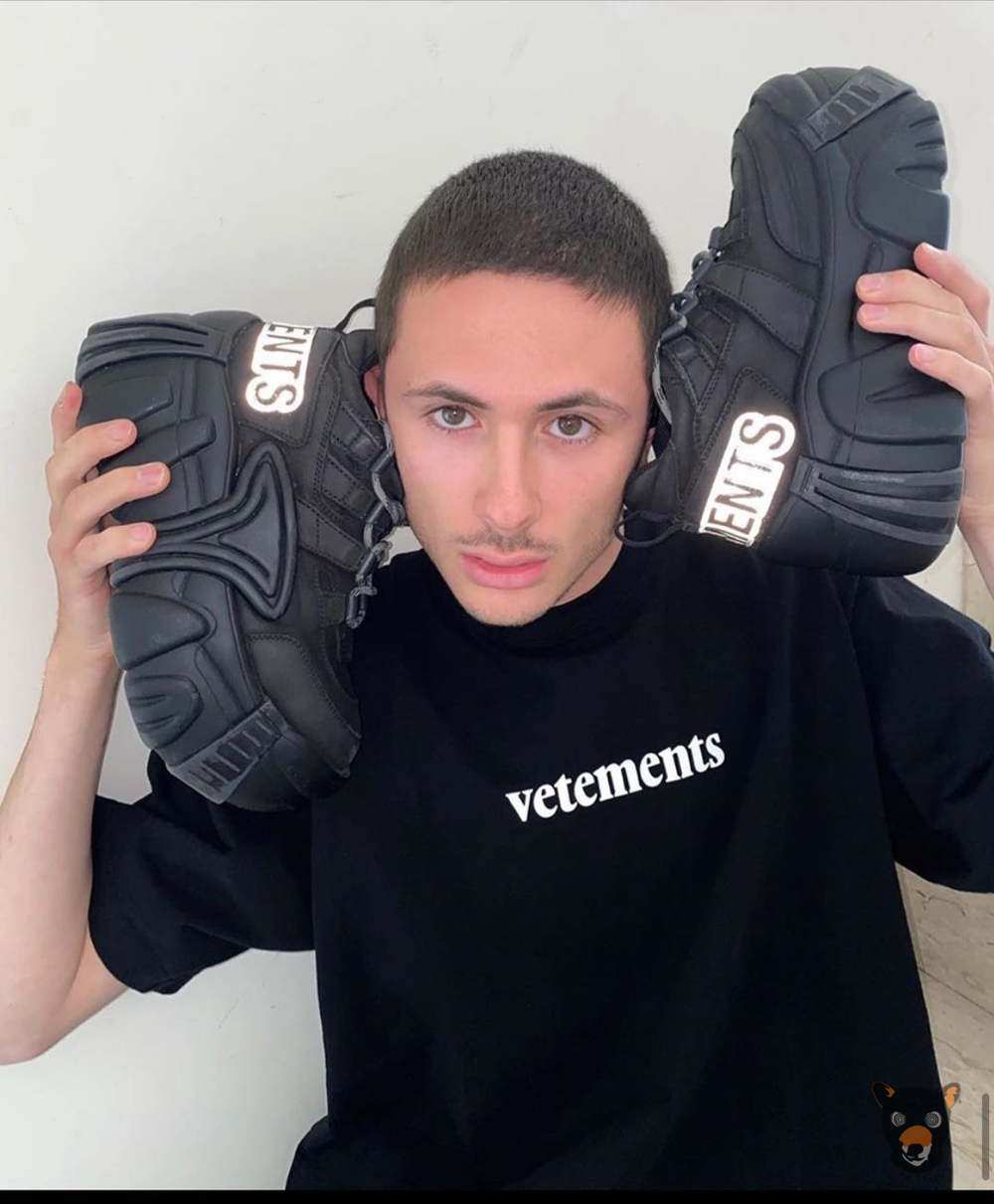 Футболка Vetements черная