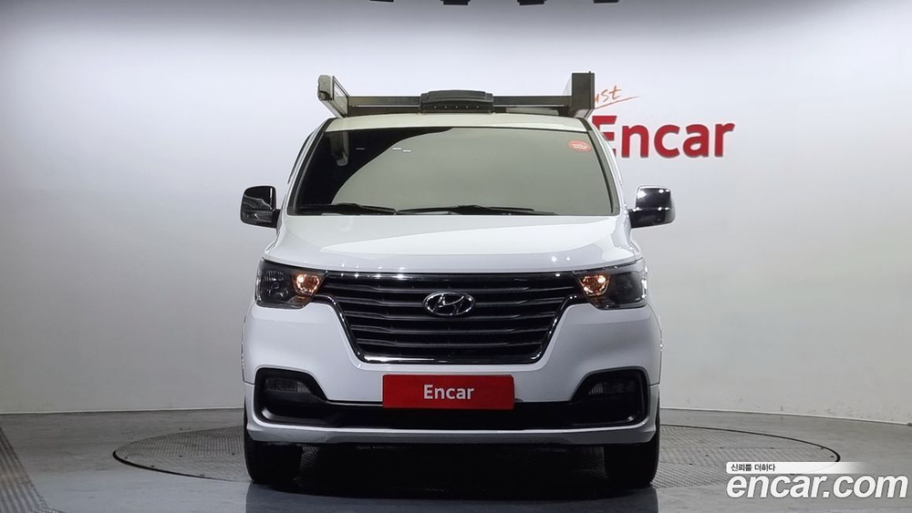 Hyundai The New Grand Starex 캠핑카 (12.2019)
