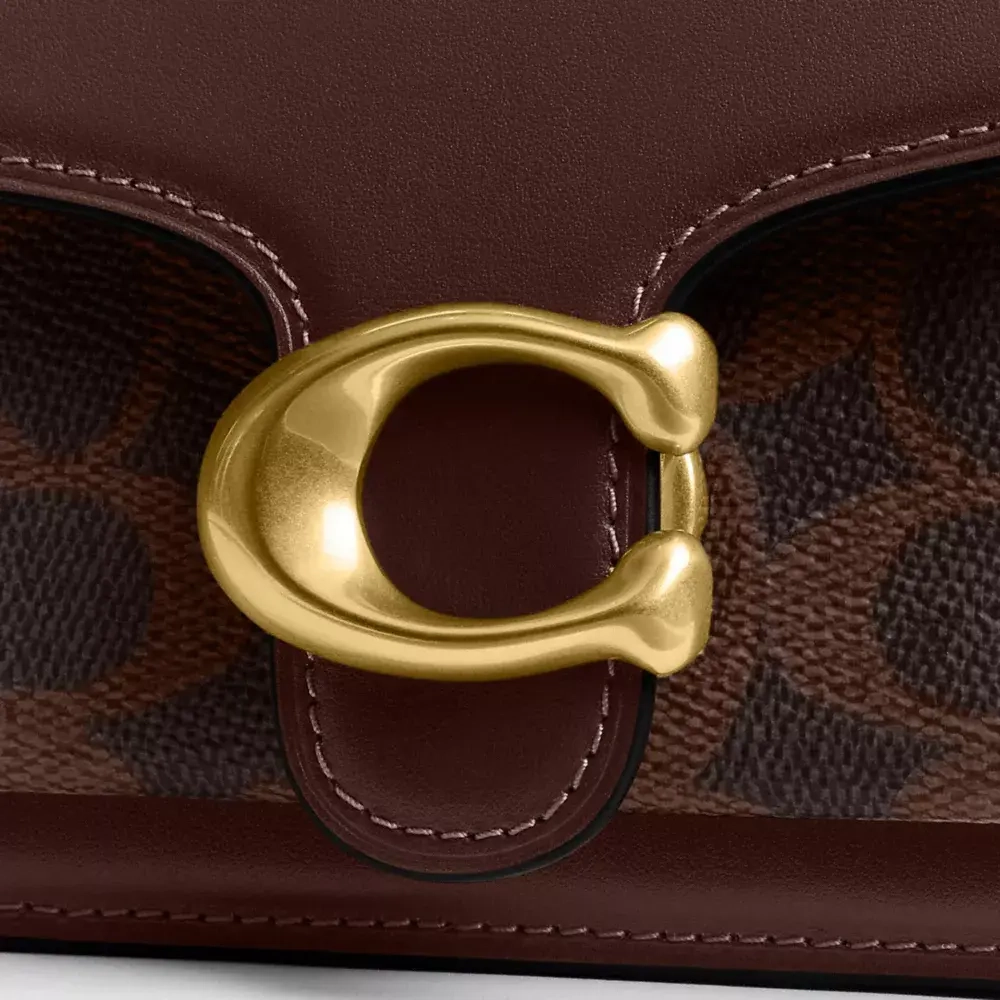 COACH СУМКА ЧЕРЕЗ ПЛЕЧО SIGNATURE CANVAS TABBY 19 С ЦЕПОЧКОЙ, ТЕМНО-КОРИЧНЕВЫЙ