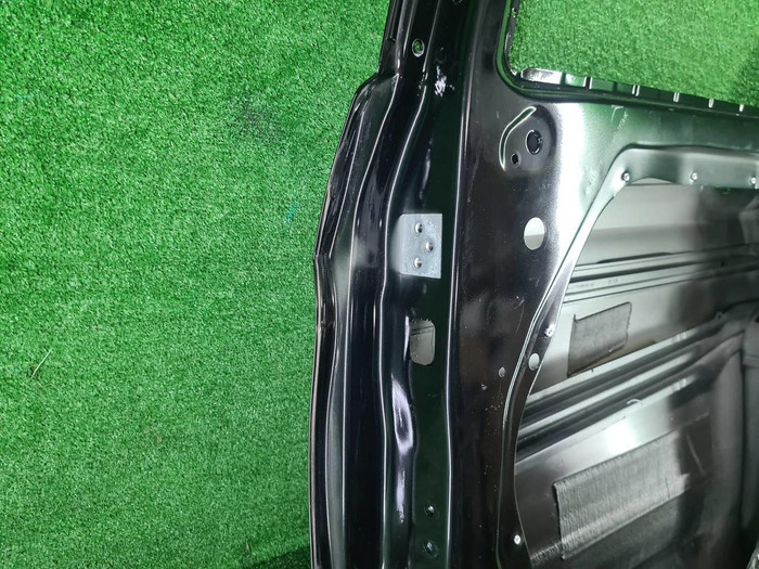 Дверь передняя правая Mercedes V W447 (2014-н.в.)