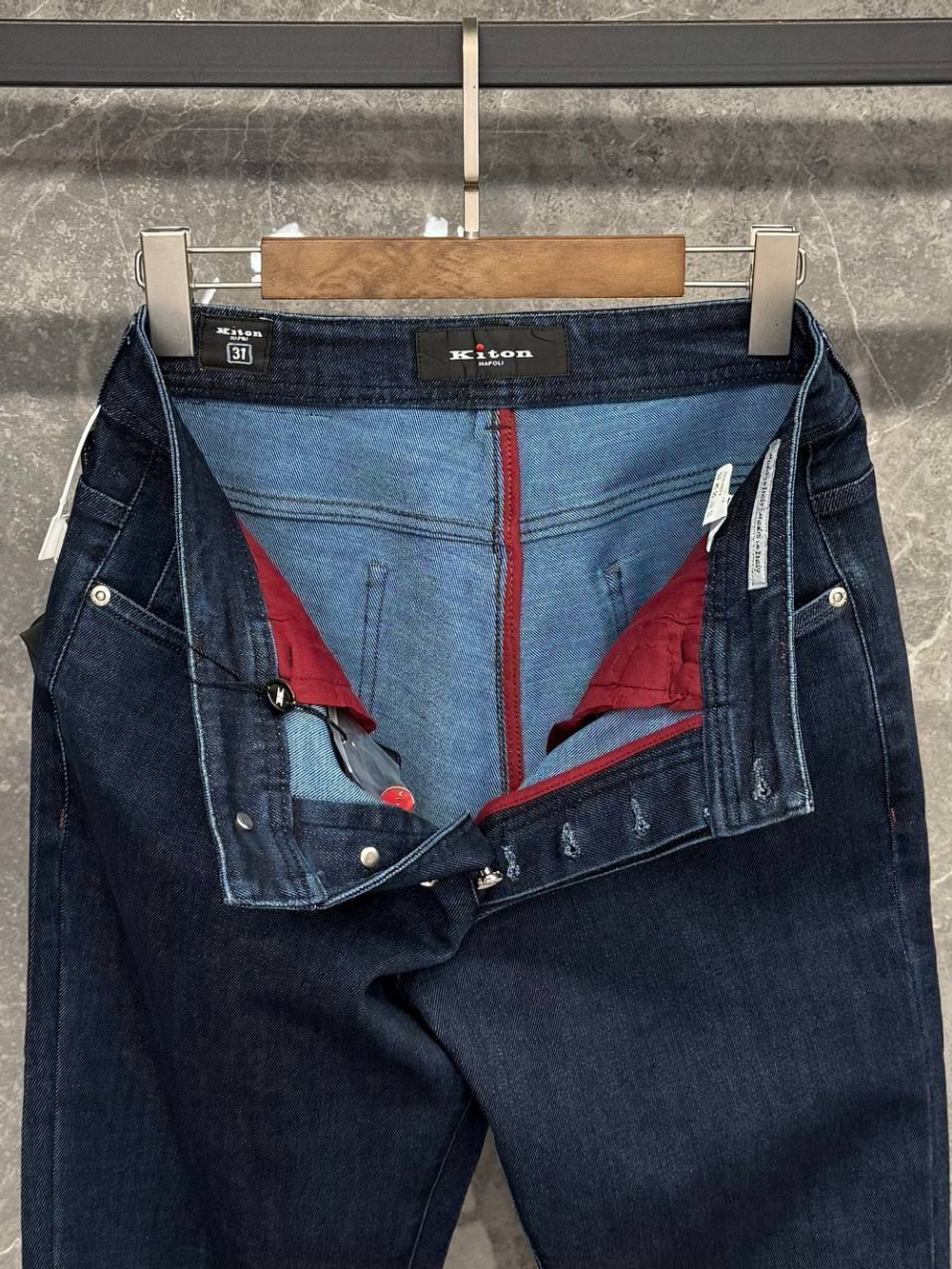 Джинсы Kiton