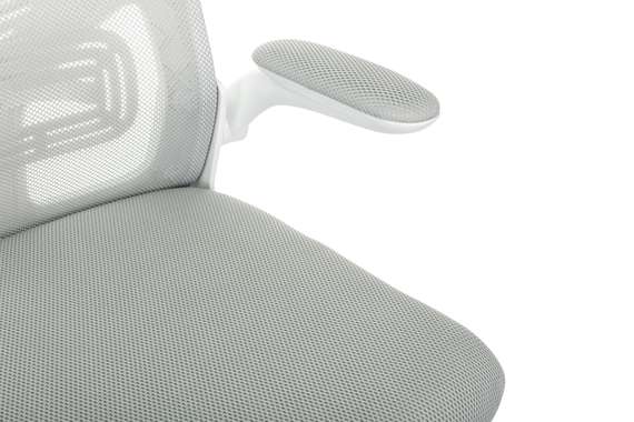 Кресло Бюрократ MC-W109 светло-серый TW-02 TW-20 полозья металл серебристый