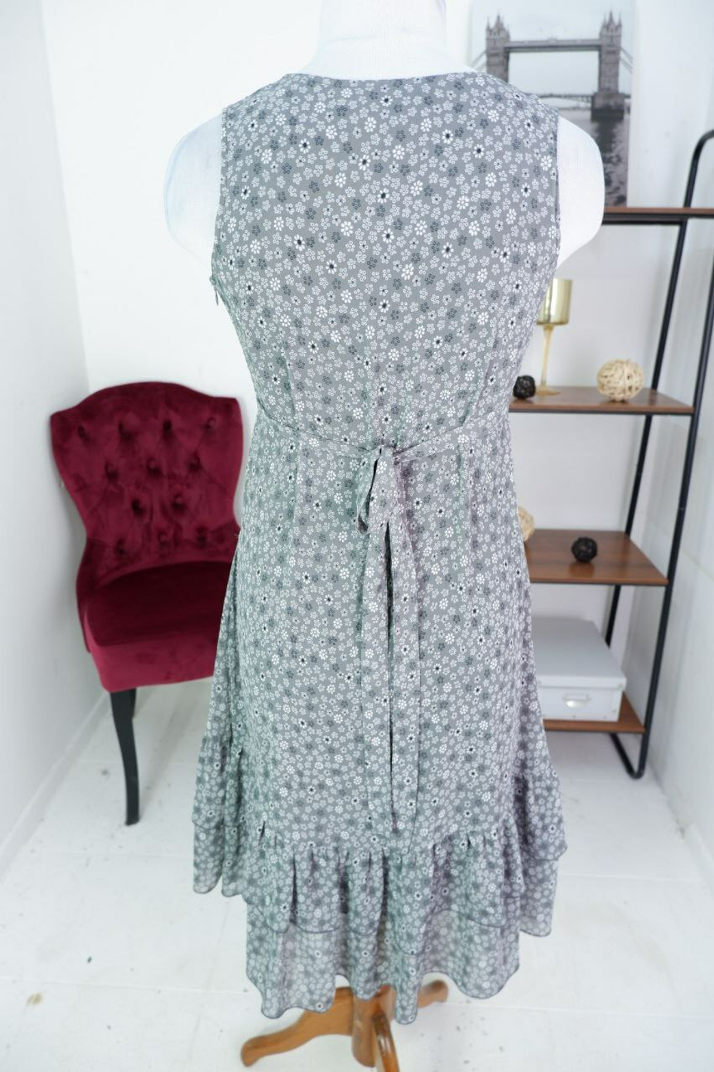 Платье Urbanwoman нежное с кружевом 42-44 размер