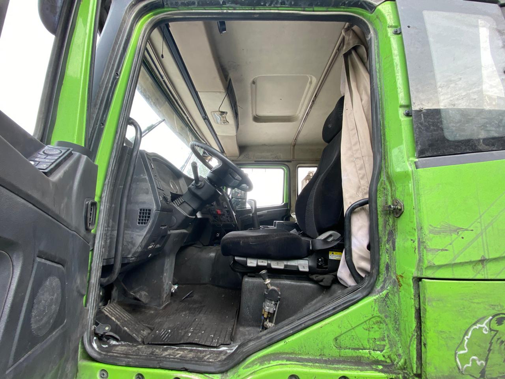 Shacman (Shaanxi) SX* 8x4 Самосвал SX33186T366 (Дизельный, 11,6 л, 369 л.с., МТ)