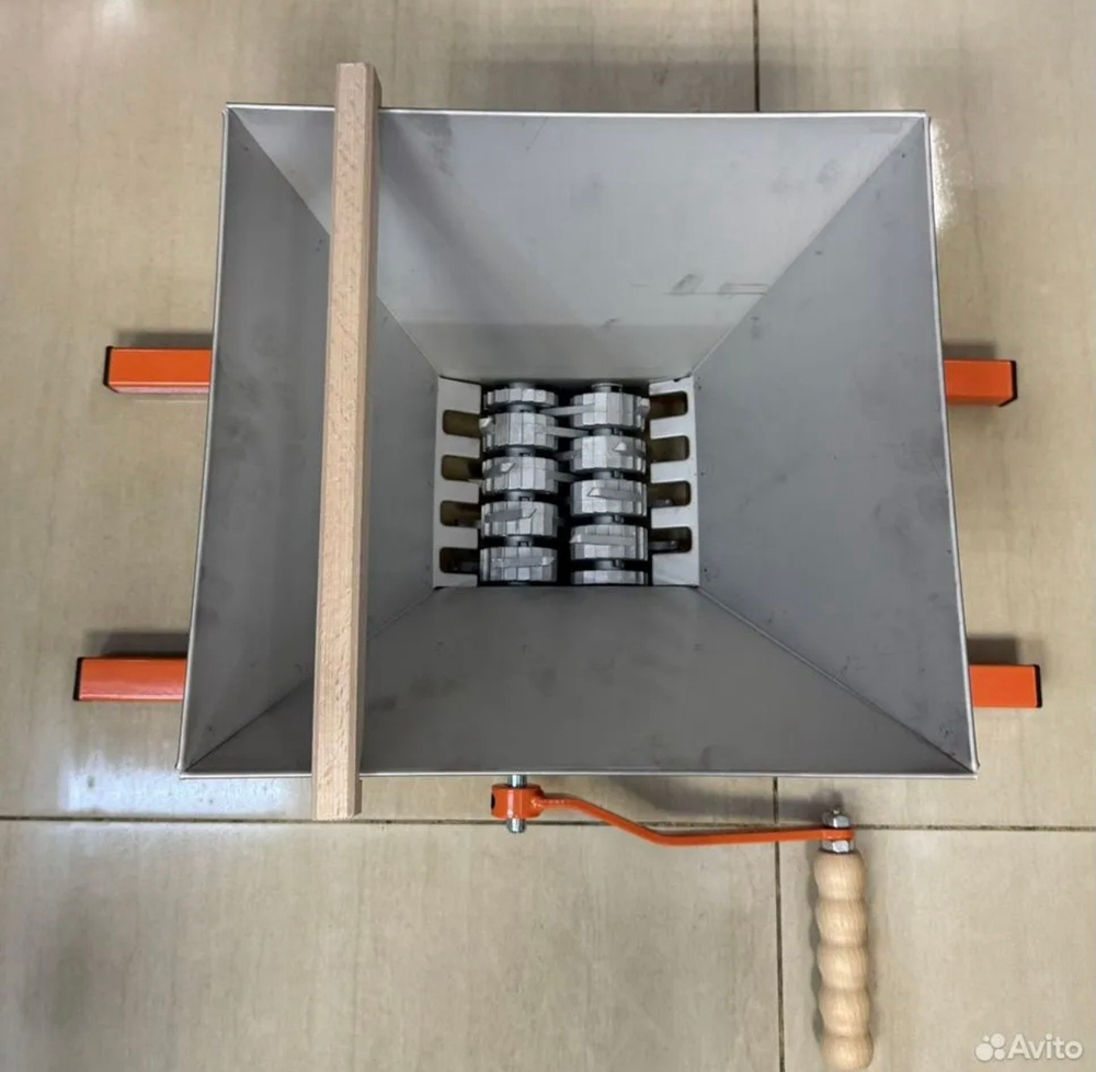 Измельчитель универсальный "Умница" УИМ-100кг-Н