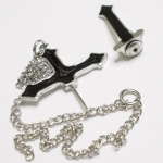 Серьга гвоздик "Чёрный крест" (5х2.8см) с цепочкой, для пирсинга ушей. Бижутерия. Цена за одну штуку.